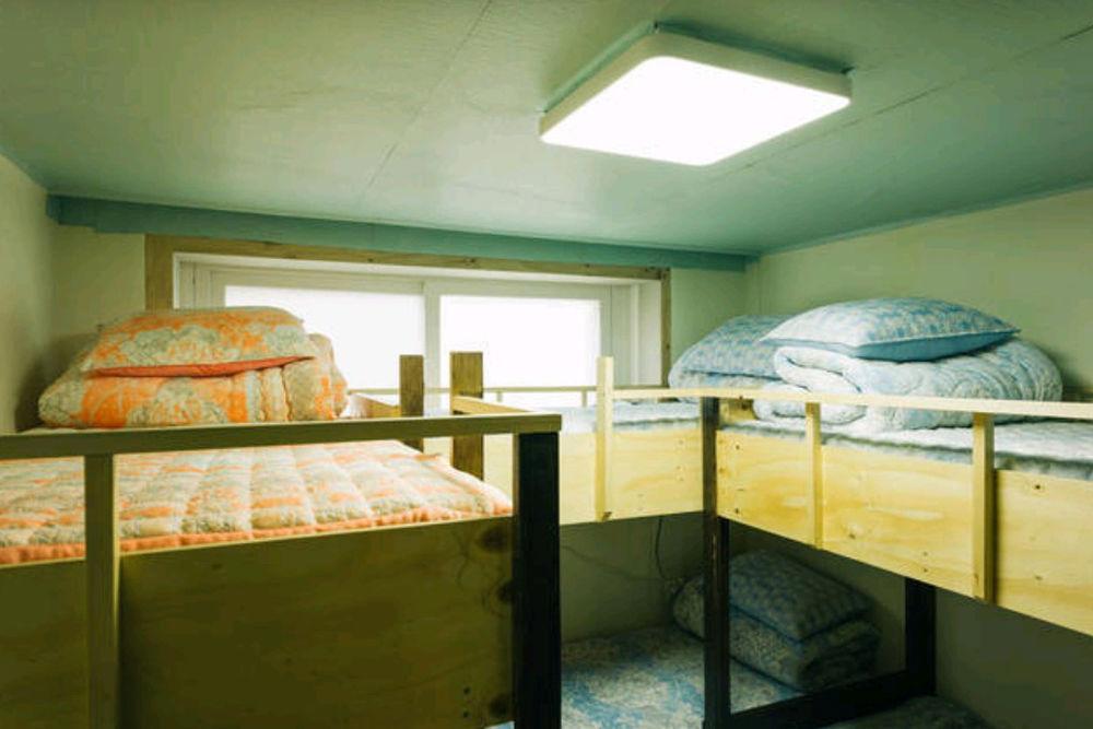 Social House Hotel Seoul Bagian luar foto